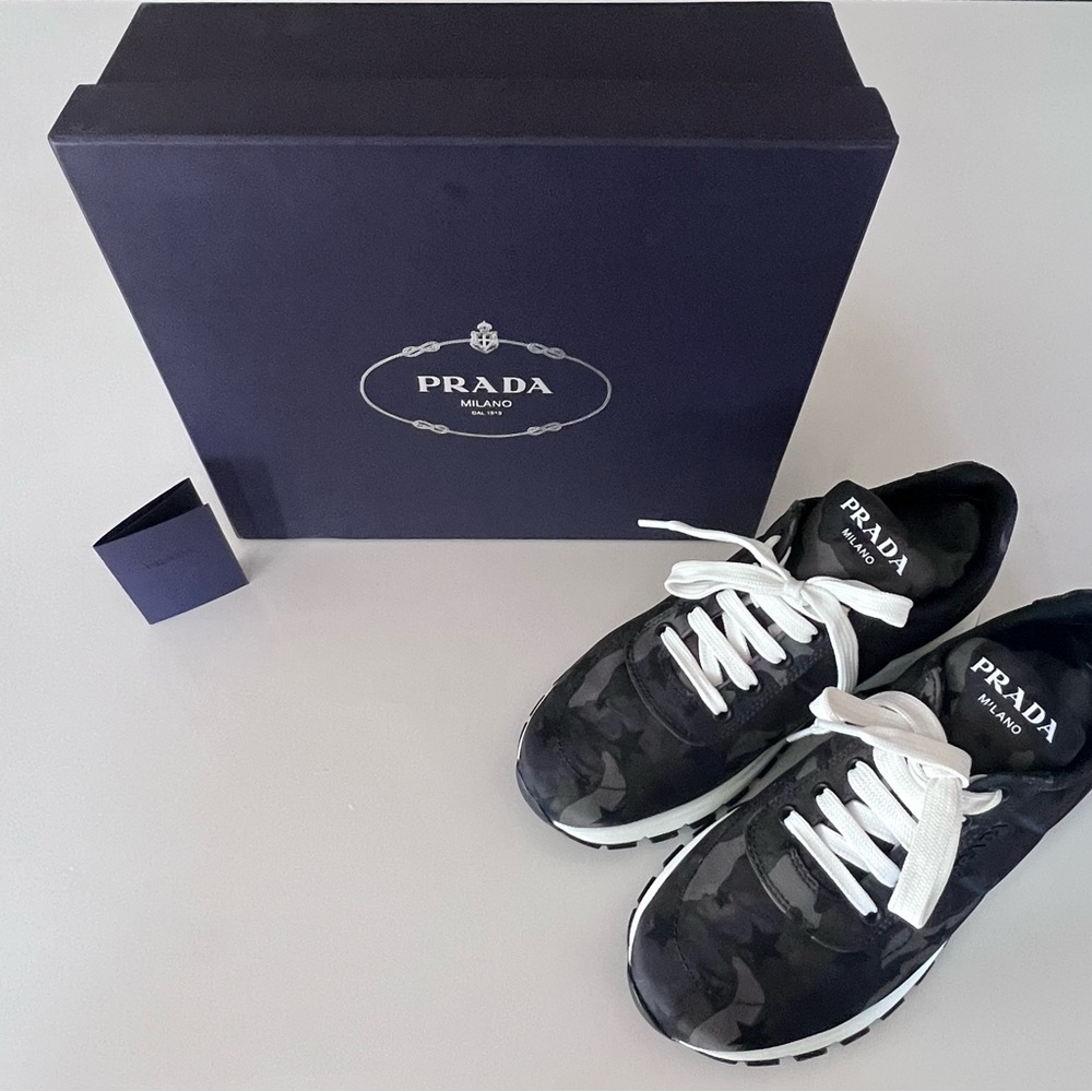 **PRADA** CALZATURE DONNA CAMOUFLAGE SNEAKER!  NIB WITH RECEIPT Size 39